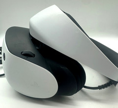 Sony PlayStation VR2 PS5 Headset ONLY CFI-ZVR1 – FOR PARTS / REPAIR – NO POWER