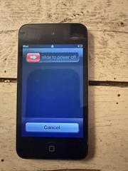 Apple iPod touch 4th Generation BLACK 8GB USED BUNDLE