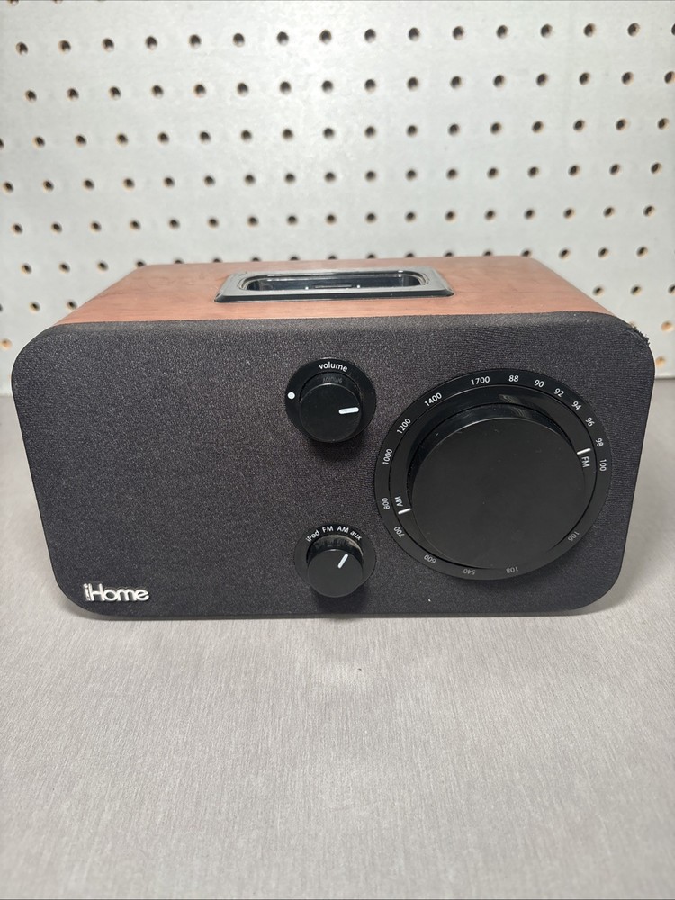 iHome iH14D AM/FM Alarm Clock Radio with iPod iPhone Dock & Aux-In – Wood Grain