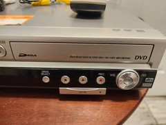Panasonic DMR-ES35V DVD/VCR Combo Recorder with remote