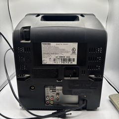 Toshiba MD9DP1 Portable 9-inch AC/DC Power CRT TV DVD Combo With Remote *Read*