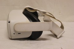 Meta Oculus Quest 2 128GB VR Headset – White in Box B2