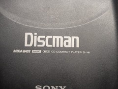Sony Discman D-141 Portable CD Player Mega Bass 1bit DAC AVLS Dark Gray Compact