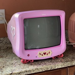 Disney Princess Pink TV 13” P1310ATV with Universal Remote – TESTED