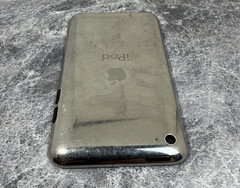 Apple iPod Touch 4th Generation A1367 32GB Bundle w/ Charger LOT:LF