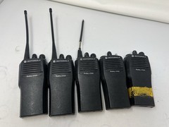 Lot Of 5,Motorola Radius CP200 AAH50RDC9AA1AN UHF Two-Way Radio ,AS Is