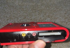 Wolverine MVP 9000 80GB Multimedia Player Digital Audio Photo Video Storage Red