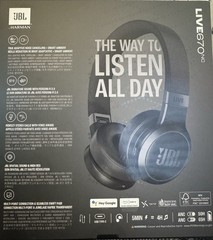 JBL LIVE670NC Wireless Over-Ear Headphones Adaptive NC Spatial Sound Black