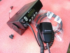 Motorola Radius CM300 Mobile Radio AAM50KQF9AA1AN With Accessories