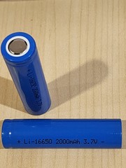 1 pc blue 16650 Rechargeable BATTERY 3.7v 2000mAh Li-ion Flat top New (one pc)