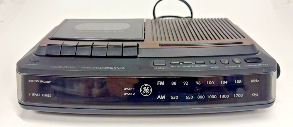Vintage GE Alarm Clock with Cassette Player W/Record-Am /Fm Radio #7-4966A Works