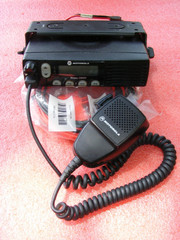 Motorola Radius CM300 Mobile Radio AAM50KQF9AA1AN With Accessories