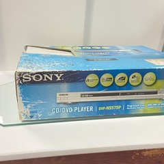 New Unopened SONY DVP-NS575P CD DVD Player Silver CD-R/RW jpg & mp3 UGLY Box! :)