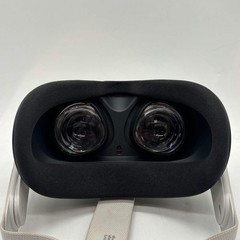 Oculus Quest 2 64GB Standalone All-in-One VR Headset KW49CM