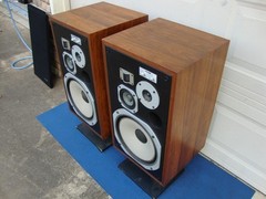 Awesome Pioneer HPM-100, 4-way / 4 Driver Floor Speakers – Pro Modified!