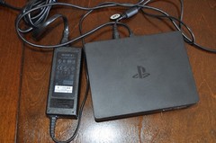 Sony PlayStation 4 PSVR Headset & CUH-ZVR2 VR Processor.