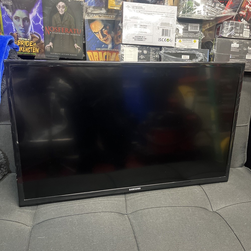 Black Samsung 32 In Model UN32EH4003FXZA NOT smart TV No Remote Yes HDMI Hookups