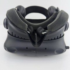 HTC Vive Virtual Reality Headset with Deluxe Audio Strap – No Cables – WORKS