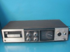 AWESOME VINTAGE DYN MODEL DS-3120 RECIEVER AM FM 8-TRACK PLAYER PHONO WOODGRAIN