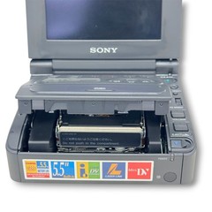 Sony GV-D900 MiniDV Video Walkman 5.5″ LCD Monitor Made in Japan Tested
