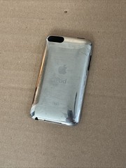 Apple iPod Touch 2nd Gen 8GB MC086LL A1288 – Tested & Works – iOS 4.2.1 Retro