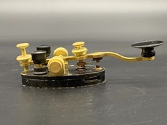 WWII Era CMH 26012 A U.S. NAVY Military Telegraph Key Brass (17)