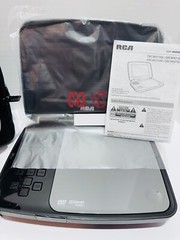 Portable DVD RCA DRC99371EB, CD and JPG Player (7″) with Bag-Excellent condition