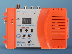 RF Modulator M69 Full Band AV To RF Modulator Converter VHF UHF PAL NTSC TV Link