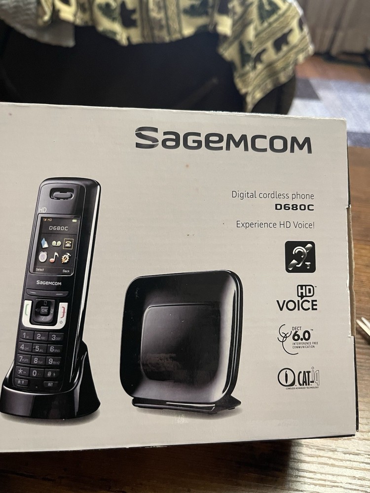 BRAND NEW IN THE BOX SAGEMCOM DIGITAL CORDLESS PHONE 6.0 MODEL D680C
