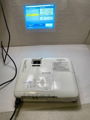 Epson H719A (EX3240) LCD Projector w/ remote + – Tested Working