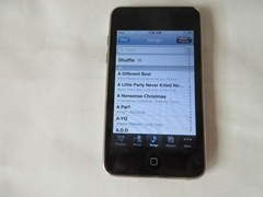 ipod touch 3rd generation 32gb mp3 music player(5714songsMC008LL)