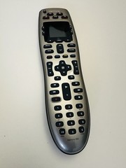 Universal Remote Logitech Harmony 650 LCD Silver Open Box
