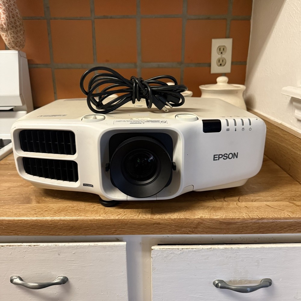 Epson G6050 H511A 2366 Lamp Hours – Read Desc and Images Inc