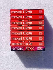 Lot of 7 Maxell UR-90 Type 1 Normal Bias Audio Cassette Tapes 90 Minutes 1 TDK D