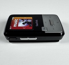 Sandisk Sansa Clip Zip 8GB MP3 Player FM Radio Voice Recorder Black New Unused