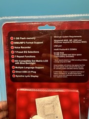 Nextar 1GB Digital MP3 Player Voice Recorder 500 Songs Red MA933A Brand New