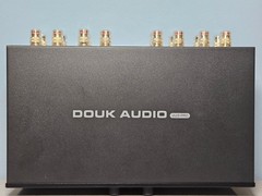 Douk VU3Pro 2-Way Amplifier/Speaker Switcher Box Dual VY Meter w/Remote Control