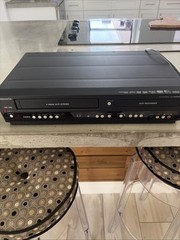 Magnavox ZV450MW8 DVD Recorder VCR Combo – 4-Head Hi-Fi Stereo – PARTS/REPAIR