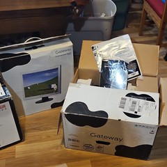 Gateway Desktop Computer, 19″ Monitor & Lexmark X1185 Printer Mixed Lot
