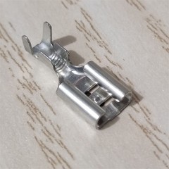 100pcs Non Insulated Crimp Connectors Female Quick Splice Spade Terminals 6.3mm