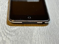 Apple iPod Touch 3rd Generation 32GB 64GB Black