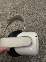 Oculus VR Touch Motion Controllers for Oculus Controller – White/Black