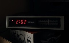 Vtg 1984 Suntone (Hong Kong) Clock Radio RR-049 Red Digital *TESTED, WORKS* EUC!