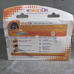 VINTAGE Skip Dr. Doctor CD & DVD Repair Device Digital Innovations Disc Fix
