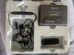 Sony WM-F707 Walkman Cassette Player, Awesome Silver ! Display or Repair !