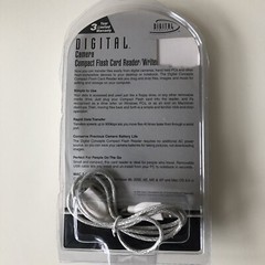 Memory Card Reader / Writer Compact Flash Digital Camera CR-10 NEW