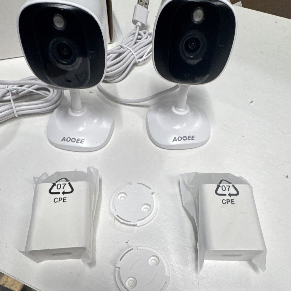 AOQEE Wired Indoor IP/Network Surveillance Cameras USB Power 2-Pack White/Black