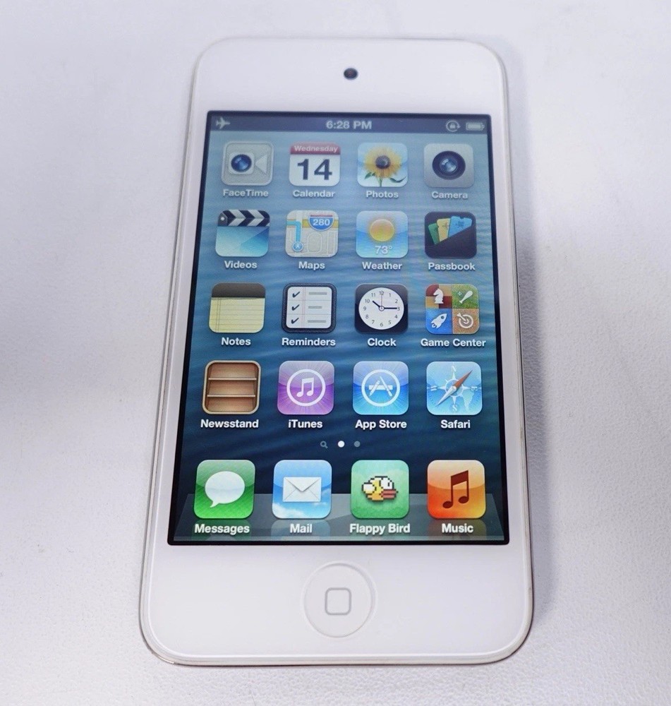 Apple iPod touch 4th Generation Black 32GB A1367 Working IOS 6.1.6
