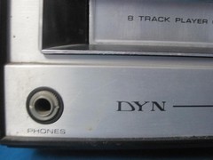 AWESOME VINTAGE DYN MODEL DS-3120 RECIEVER AM FM 8-TRACK PLAYER PHONO WOODGRAIN