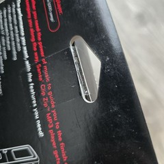 SANDISK Sansa Clip Zip 4GB MP3 Player – Jumpstart Red – Factory Sealed!